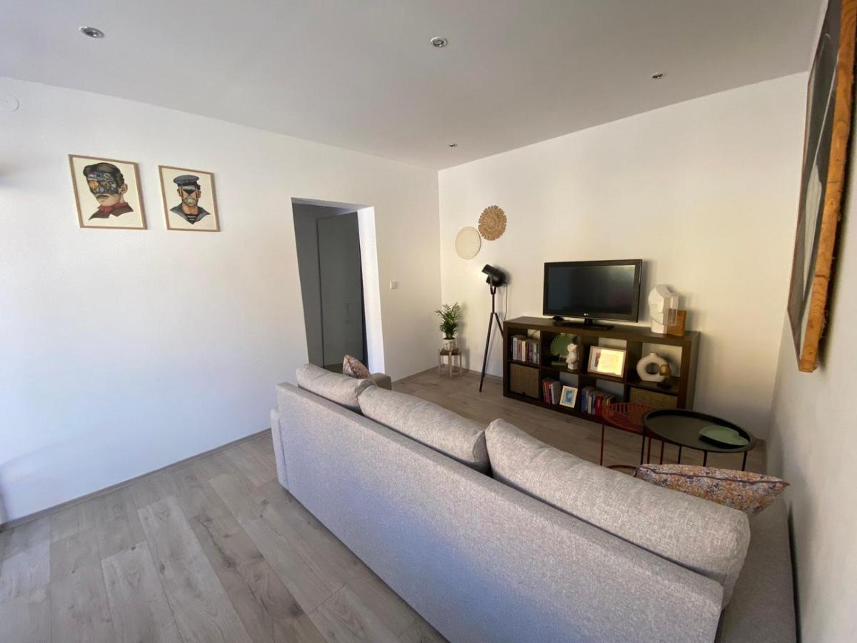 Apartman Cukar Pula Lejlighed Eksteriør billede